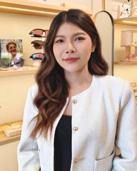 staff the eye bangkok clinic